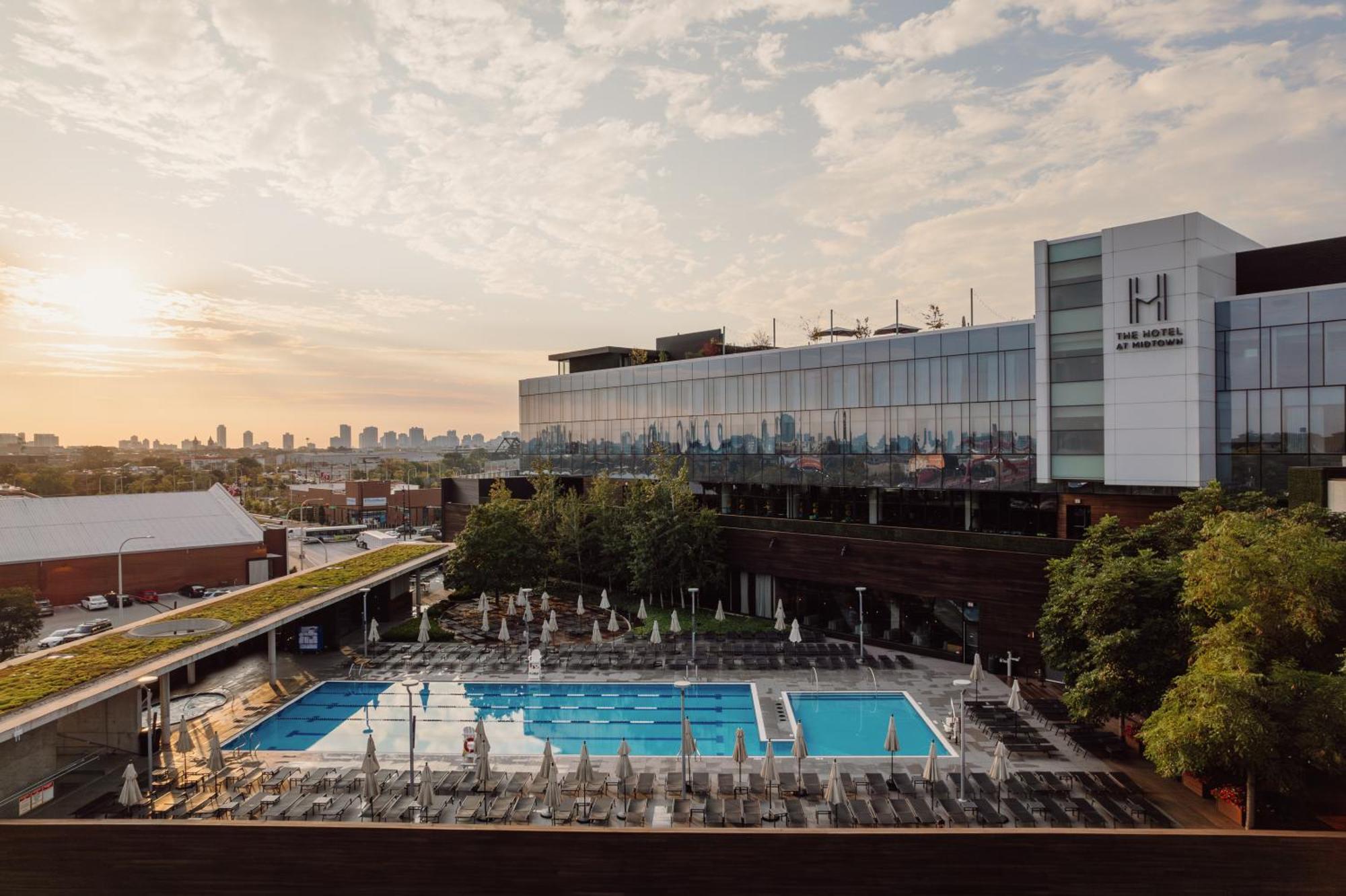The Hotel & Athletic Club At Midtown Chicago Exterior photo